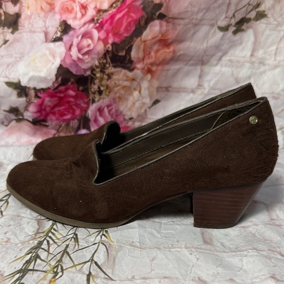 Bass Elegant Brown Suede Women's Loafers - Picture 3 of 8